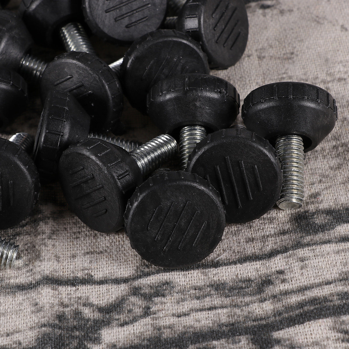 Office Furniture Used - 20 Stück höhenverstellbare Möbelfüße, schwarz, M8